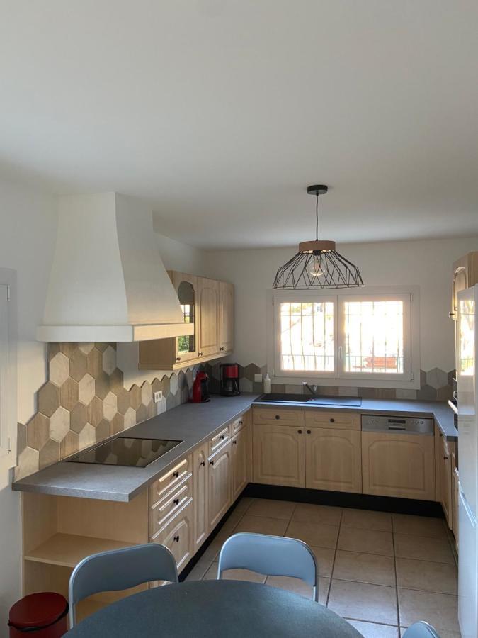 Tres Bel Appartement Entier Proche De La Mer 2 Chambres 1 Salon Валорис Екстериор снимка